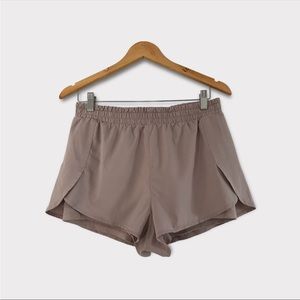 Girlfriend Collective Trail Shorts, size medium 🩳